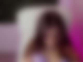 Live cam show with Brunettee-1 - Solo on Camsoda