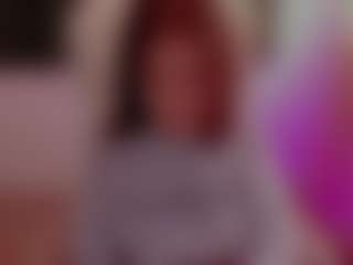 Brunettee-1's Live Sex Cam Show