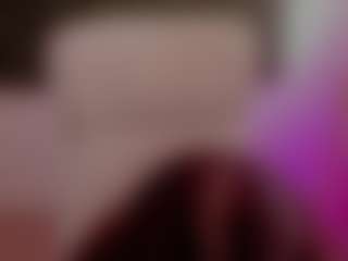 Brunettee-1's Live Sex Cam Show