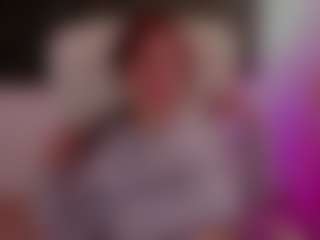 Brunettee-1's Live Sex Cam Show