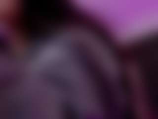 Brunettee-1's Live Sex Cam Show