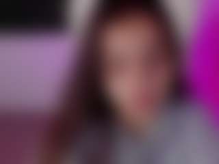 Brunettee-1's Live Sex Cam Show
