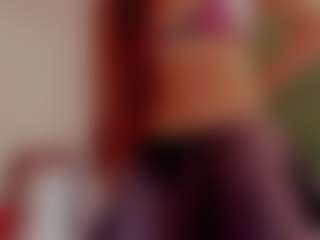 Brunettee-1's Live Sex Cam Show