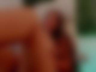 Brunettee-1's Live Sex Cam Show
