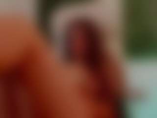 Brunettee-1's Live Sex Cam Show