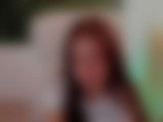 Brunettee-1's Live Sex Cam Show