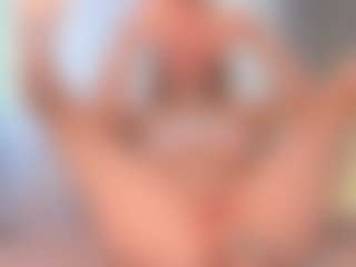 Live cam show with EllyRockstar - Blue Eyes on Camiplay Live