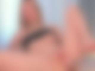 Live cam show with EllyRockstar - Blue Eyes on slutload