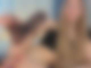 Live cam show with EllyRockstar - Athletic Teen (18+) on Camsoda