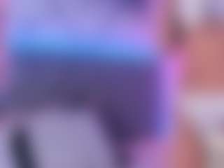 Live cam show with EMMAAA-STOONEE - Camel Toe on liverealitysex.com