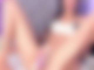 Live cam show with EMMAAA-STOONEE - Tiny Tits on SinfulBabes