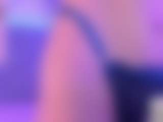 EMMAAA-STOONEE's Live Sex Cam Show