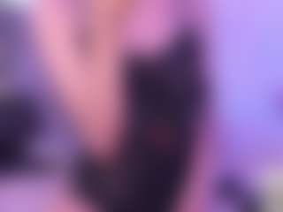 EMMAAA-STOONEE's Live Sex Cam Show