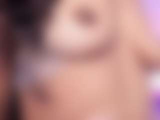 EMMAAA-STOONEE's Live Sex Cam Show