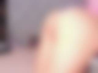 EMMAAA-STOONEE's Live Sex Cam Show
