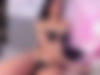 EMMAAA-STOONEE's Live Sex Cam Show