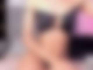 EMMAAA-STOONEE's Live Sex Cam Show