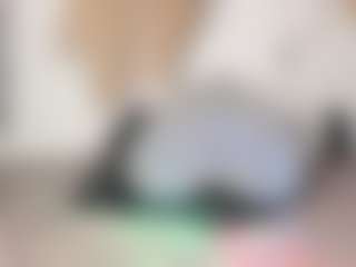 EMMAAA-STOONEE's Live Sex Cam Show