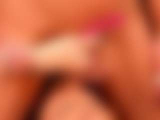 Live cam show with JadeHeaven - Orgasm on SquirtSoMuch