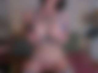 Live cam show with JadeHeaven - Brown Eyes on Camsoda