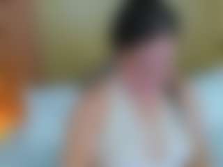 Live cam show with nahia-13 - Moaning on Camsoda