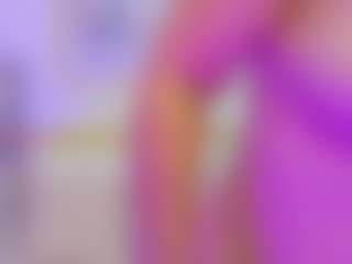 Live cam show with nahia-13 - Shower on xDating
