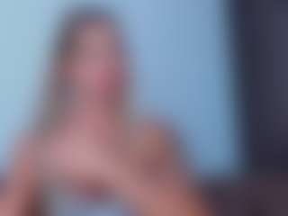 ElsaBby's Live Sex Cam Show