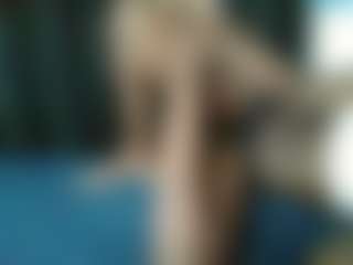 Live cam show with Sweet-berry2 - Butt Plug on livesuperchat.net