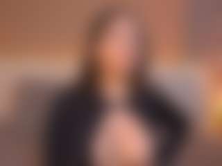 Live cam show with Johana Fox - Average on PervPlay.com