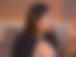 Live cam show with Johana Fox - Average on SquirtSoMuch