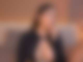 Live cam show with Johana Fox - Domination on luckytryst.com