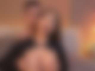 Live cam show with Johana Fox - Average on infinitiblacc.com