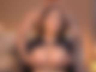Live cam show with Johana Fox - Cowgirl on Camsoda