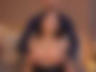 Live cam show with Johana Fox - Moaning on Camsoda
