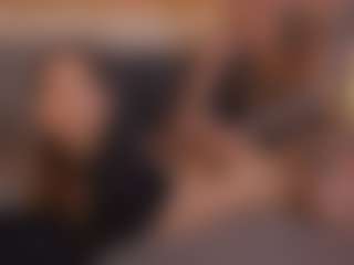 Live cam show with Johana Fox - Average on hornycams.live