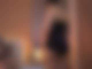 Live cam show with Johana Fox - Lovense on xxxlivecams.org