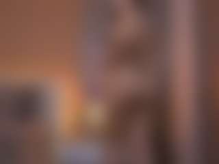 Live cam show with Johana Fox - Toys on CamClone