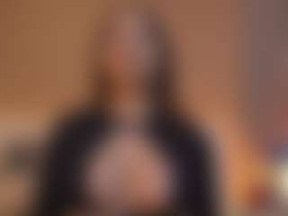 Live cam show with Johana Fox - Average on Camsoda