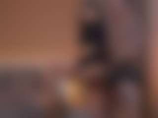 Live cam show with Johana Fox - Moaning on AdultVida.com