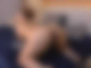 Live cam show with Johana Fox - Public BBW on Ass Tok