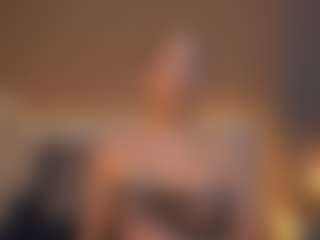 Live cam show with Johana Fox - Domination on Camsoda
