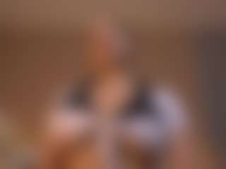 Live cam show with Johana Fox - Moaning on Camsoda