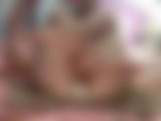 Live cam show with TeresaH2011 - MILF on boobsie.com
