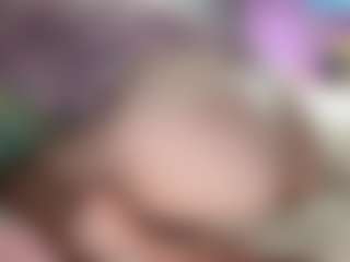Live cam show with TeresaH2011 - Blue Eyes on Soda Cam