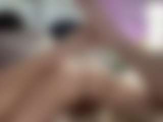 Live cam show with TeresaH2011 - Ass Bouncing on Dolls Live