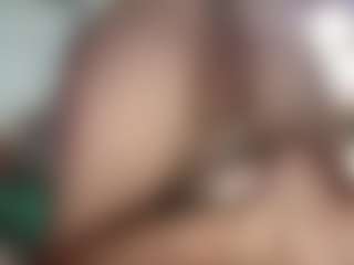 TeresaH2011 MILF webcam performer live streaming