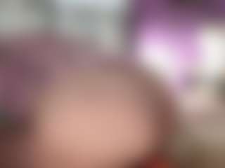 Live cam show with TeresaH2011 - Orgasm on Milfs Live