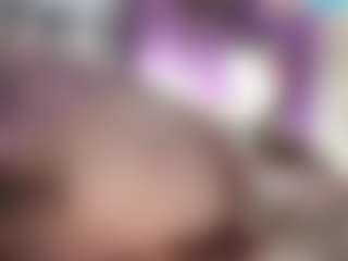 Live cam show with TeresaH2011 - Blue Eyes on SxyPornLive