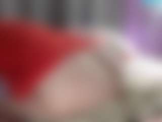 TeresaH2011 MILF webcam performer live streaming