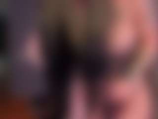 Dinaoneg's Live Sex Cam Show